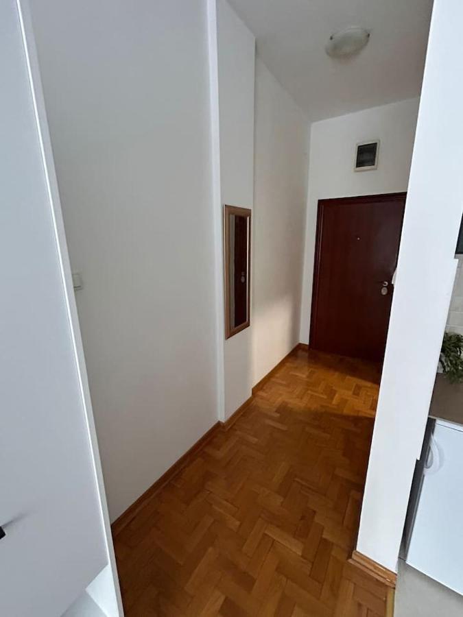 Appartamento S11 Novi Sad Esterno foto